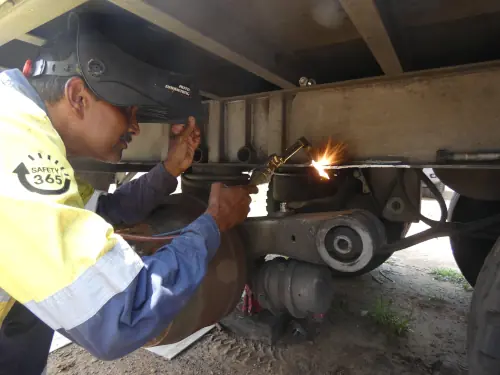 Trusted Heavy Vehicle Mechanic - Truck Repair Service - Maharaj’s Mechanical Services & Transport - On-Site Emergency Repair