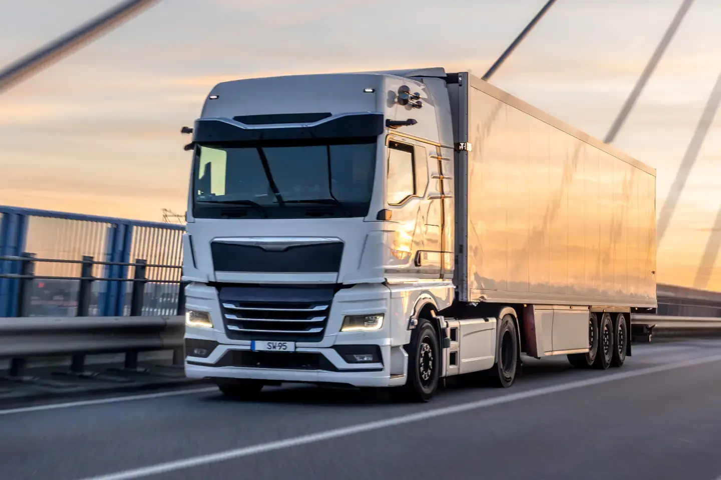 Trusted heavy vehicle mechanical service in NSW - Maharaj’s Mechanical Services & Transport - hero image